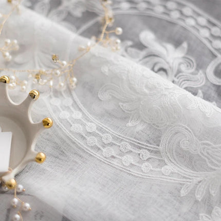 Klassieke vitrage met beige damastpatroon