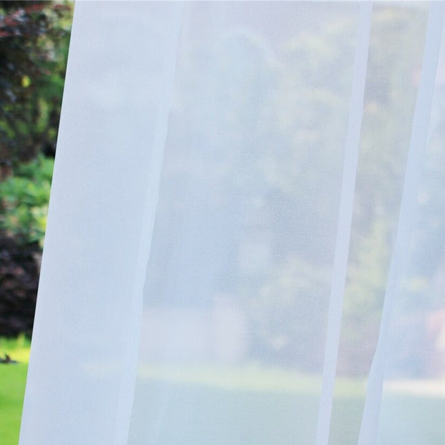 Lichtdoorlatend buitengordijn met ringen