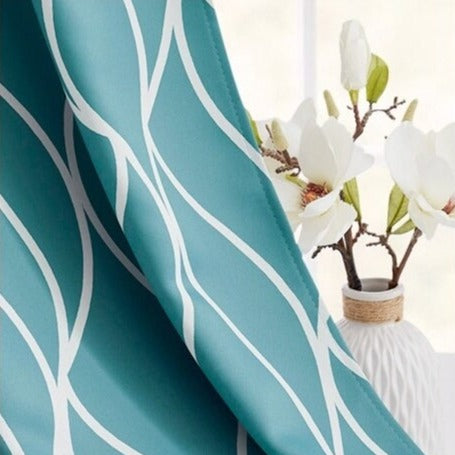 Buitengordijn met modern golvend patroon