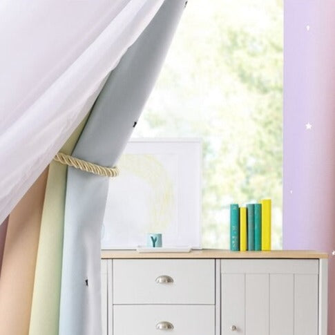 Kleurrijk buitengordijn voor terras en pergola