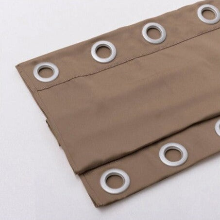 Zonwerend buitengordijn met ringen voor pergola