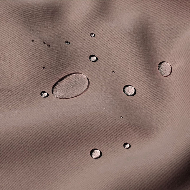 Weerbestendig buitengordijn voor terras pergola