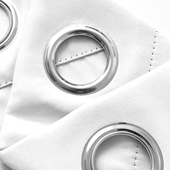 Buitengordijn met sfeervol bos patroon