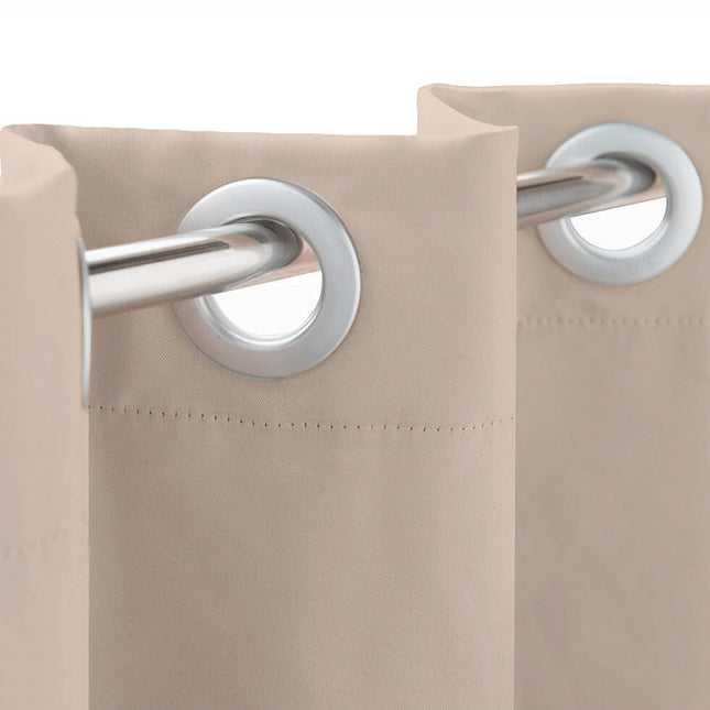 Beige buitengordijn voor terras zonwering