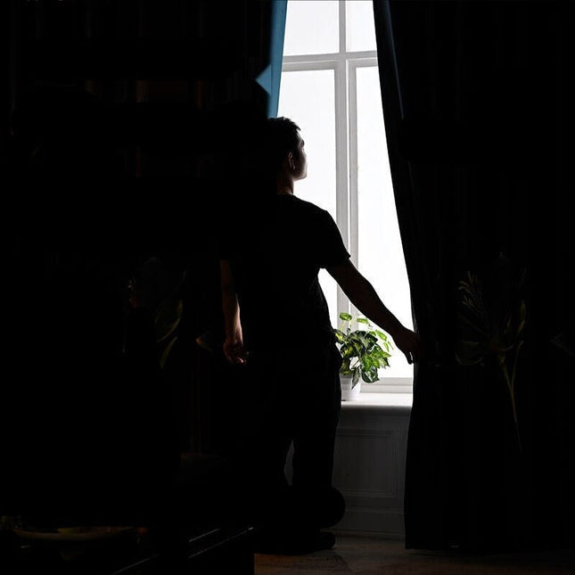 Modern grijs verduisteringsgordijn voor slaapkamer