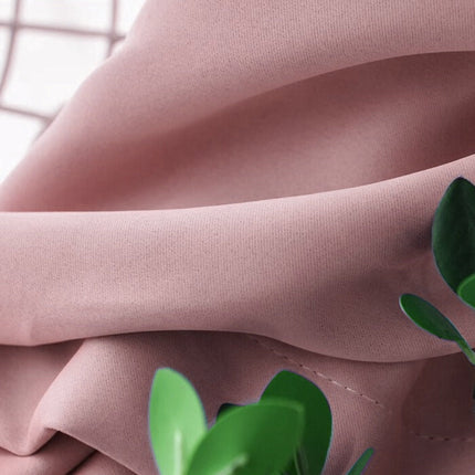 Oudroze verduisterend gordijn voor woonkamer