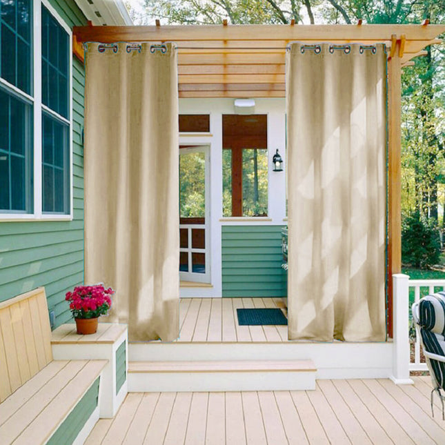 Beige buitengordijn voor veranda met ringen
