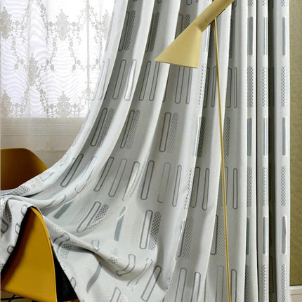 Grijs verduisterend gordijn geometrisch patroon