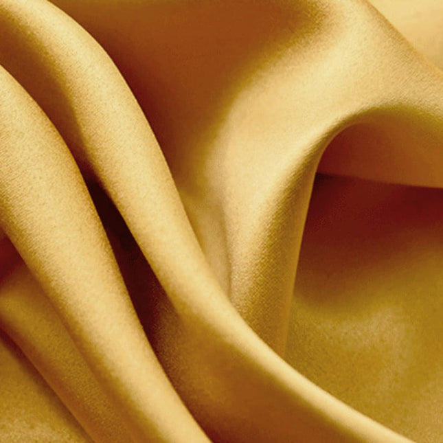 Okergeel verduisterend gordijn woonkamer